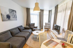 Comfortable apartment in prestigious seaside area